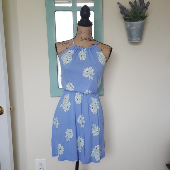 Old Navy Dresses & Skirts - Old Navy floral dress